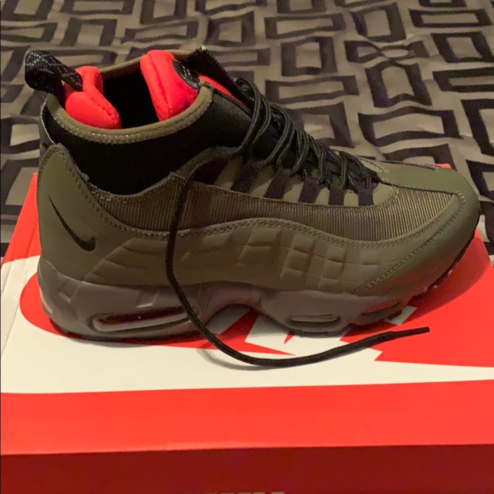 Nike boot